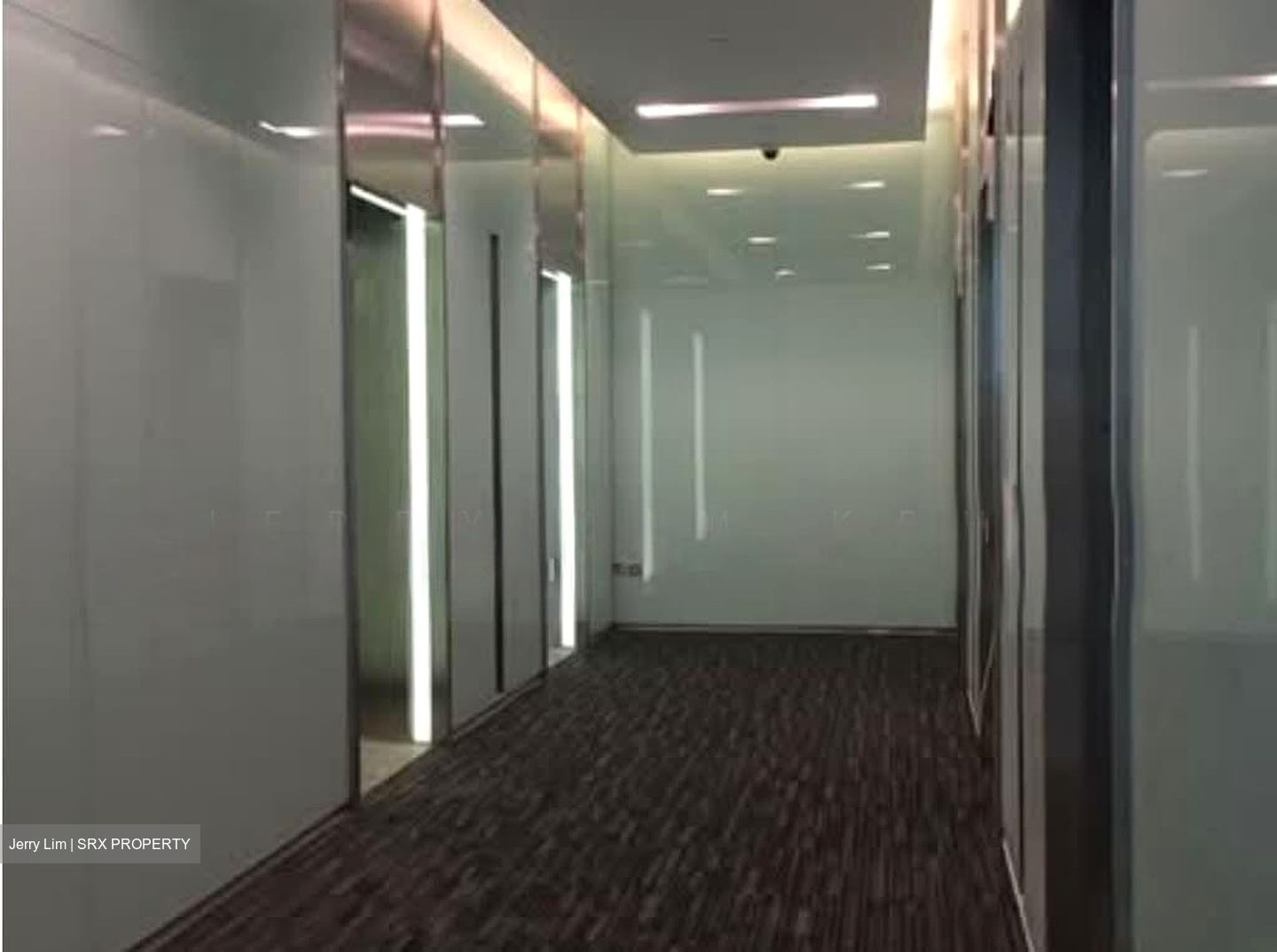 Arc 380 (D8), Office #583273051